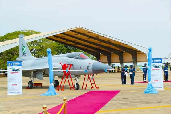 Nigeria inducts JF-17 Thunder fighter jets at 57th anniversary