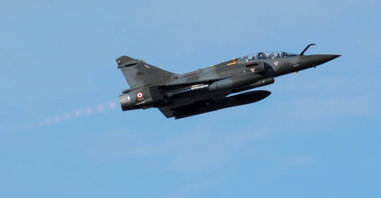 French Mirage 2000 jet crashes in Mali